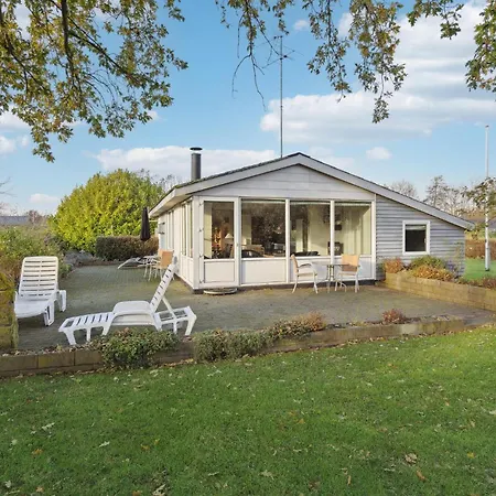 Two-bedroom In Sydals