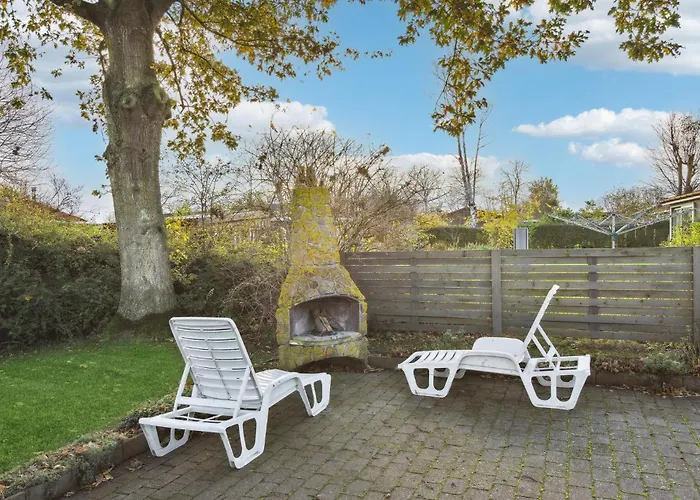 Two-bedroom In Sydals * Skovmose